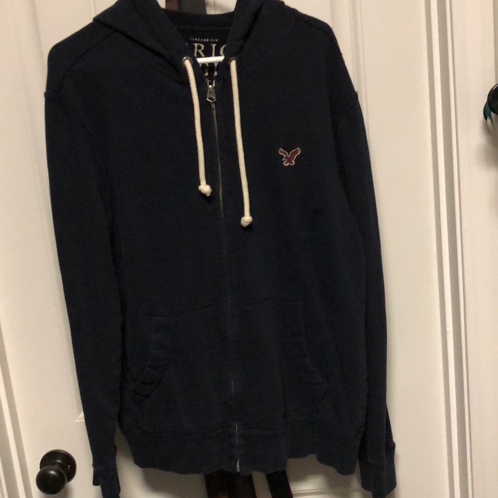 American eagle zip up hoodie